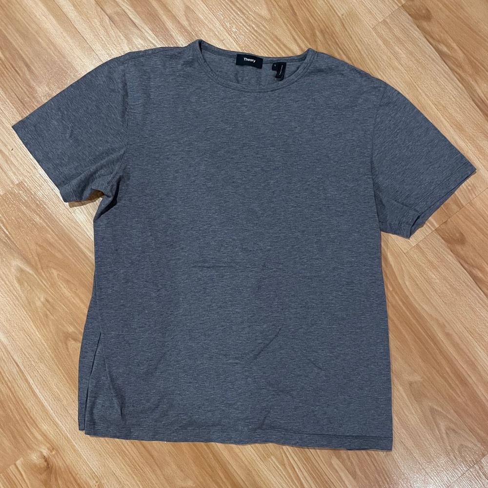 Theory men’s Tee size large grey/gray